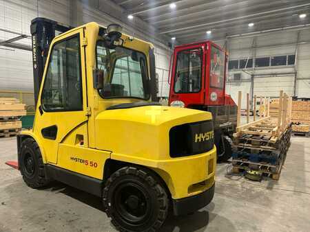 Hyster H 5.5XM Diesel / Full cabin / Only 6089 hours / Forks Positioner